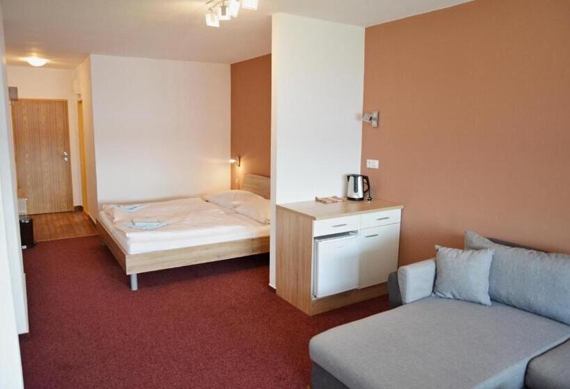 Family flat with balcony, Pension Calla