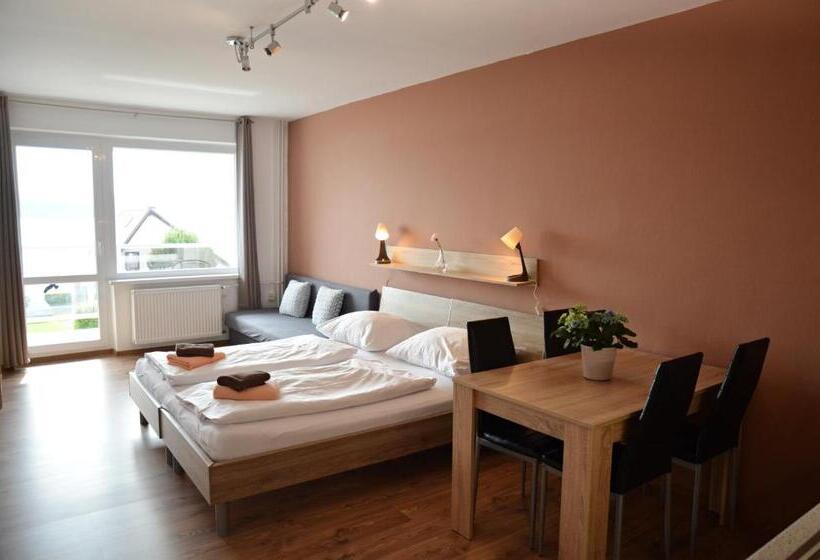 스탠다드 발코니 스튜디오, Pension Calla