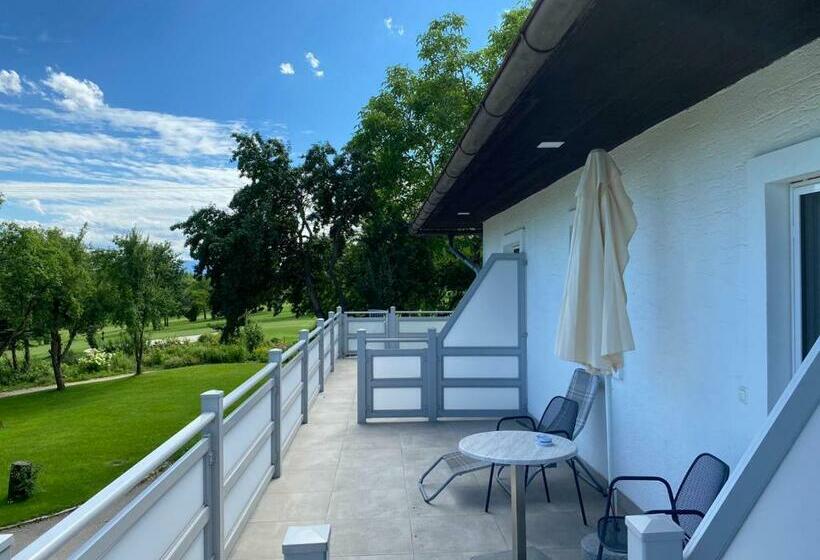 חדר סטנדרט יחיד, Og's Golf Lodge