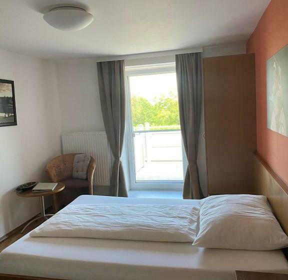 חדר סטנדרט יחיד, Og's Golf Lodge