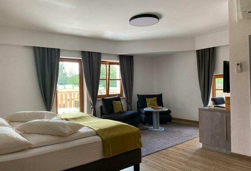 Номер Superior с Балконом, Og's Golf Lodge
