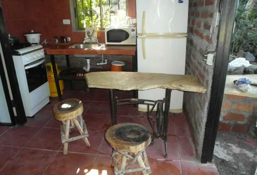 庭の見える１ベッドルームアパートメント, Hostal Eco Lodge La Chiponga