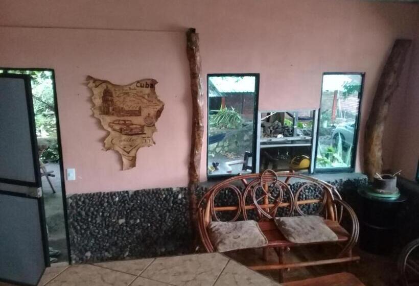 شقة غرفة واحدة مطلة على الحديقة, Hostal Eco Lodge La Chiponga