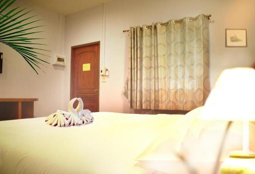 חדר סטנדרט, Chao Phraya Home