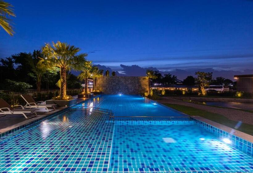 Номер Deluxe, Ichapter Suvarnabhumi