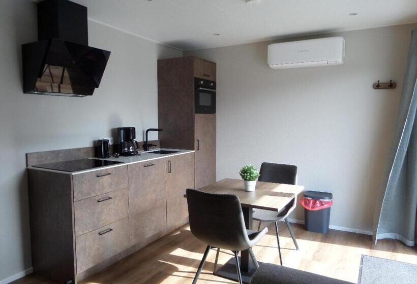 标准间带露台, Vakantiepark Camping De Peelpoort