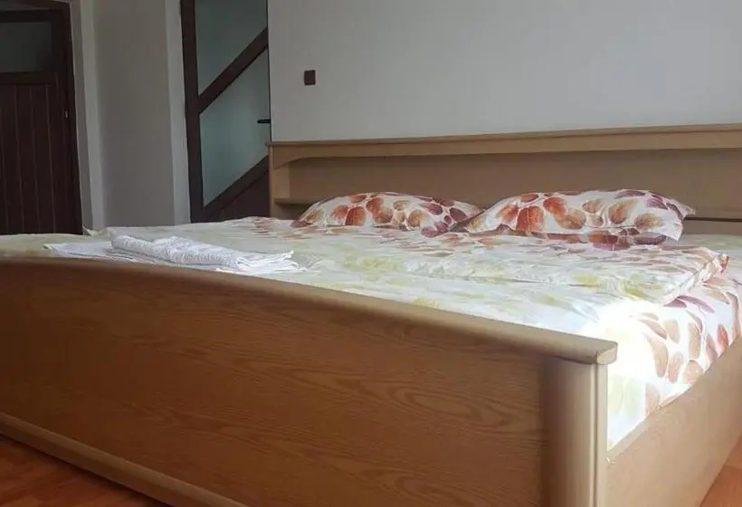 スタンダードルーム, Casa De Vacanta Madalina