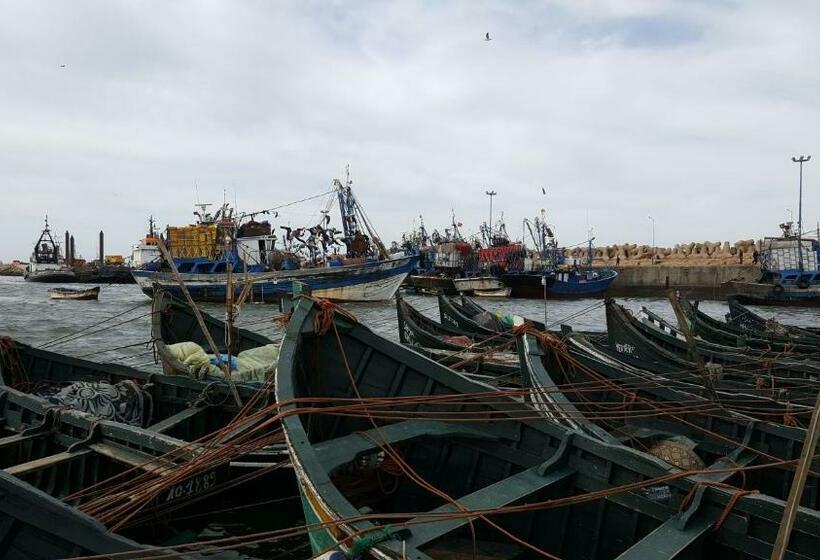 חדר סטנדרט, Chez Eric