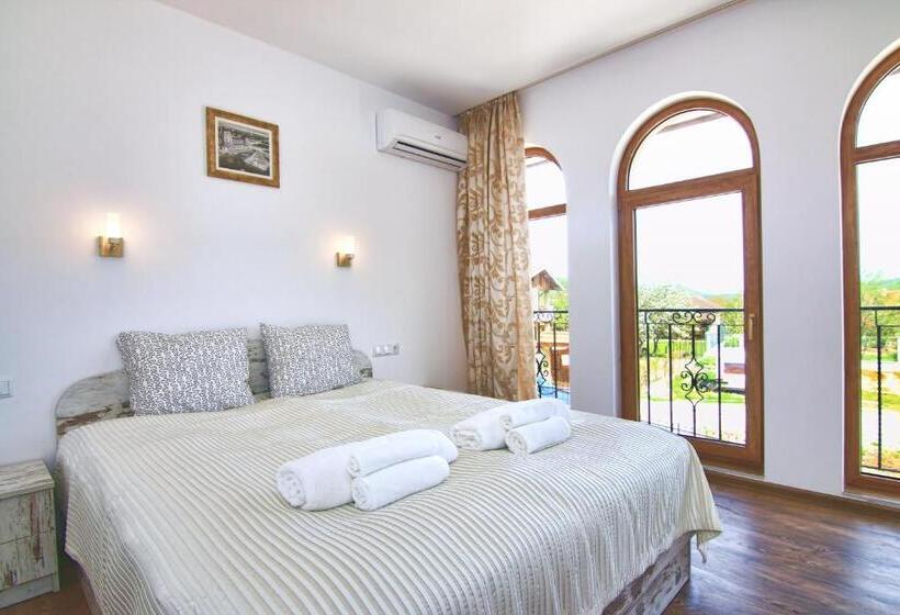 豪华工作室, Eco House Kitana