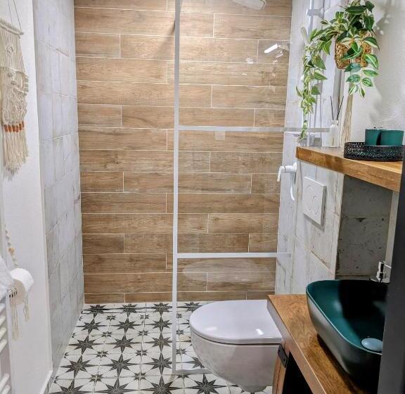 Апартаменты 1 Спальня с Балконом, Tokaj Zlatá Putňa Restaurant & Pension