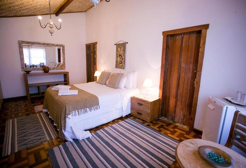 غرفة عائلية مطلّة علي الحديقة, Pouso Do Bichinho 2