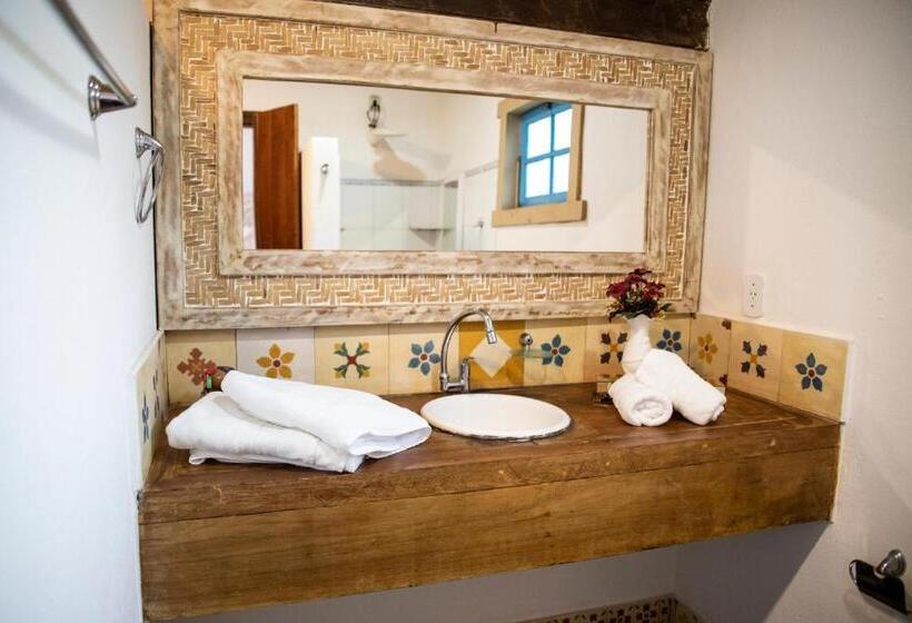 غرفة قياسية مع حمام خارجي, Pouso Do Bichinho 2
