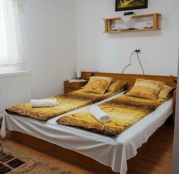 スタンダードルーム, Tornácos Vendégház