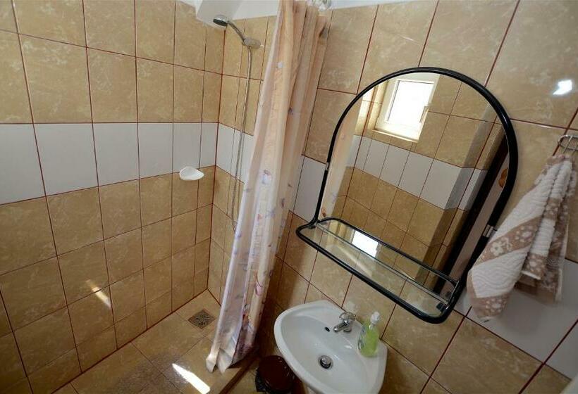 Номер Стандарт Трехместный, Tornácos Vendégház