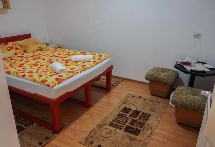 スタンダード4人部屋, Tornácos Vendégház