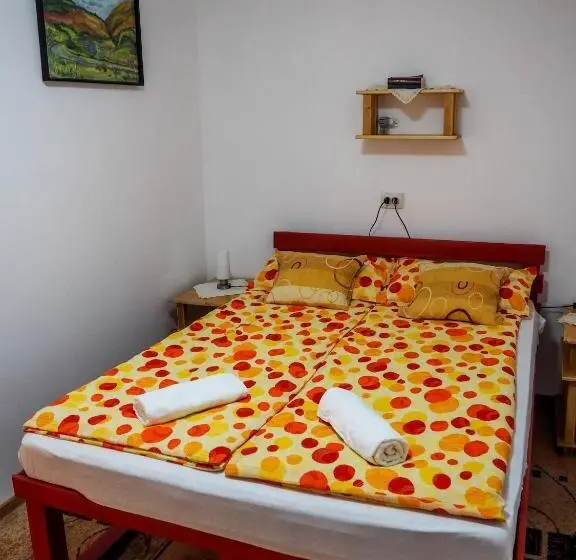 スタンダード4人部屋, Tornácos Vendégház
