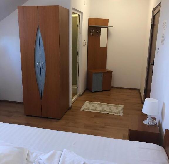 Номер Стандарт, Pensiunea Saseasca