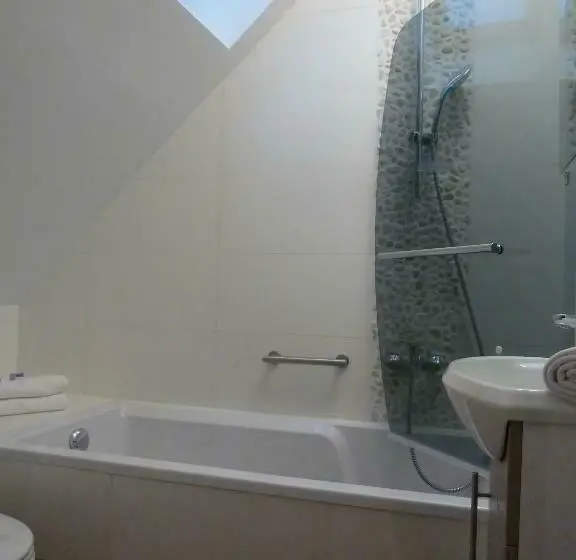 スタンダードシングルルーム, B&b Zinnen En Minnen