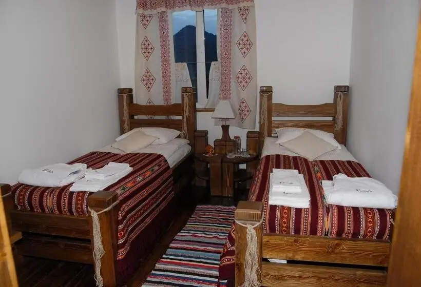 Standard room with outdoor bath, туристично розважальний комплекс стіжок