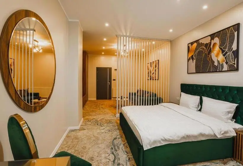 سوییت خانوادگی, Motel Andra