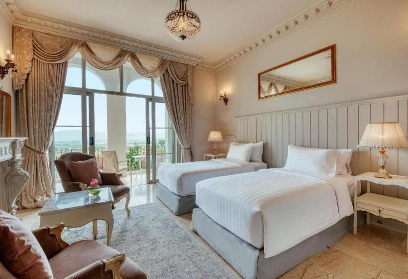 חדר אקזקיוטיב, Mövenpick Resort Khao Yai