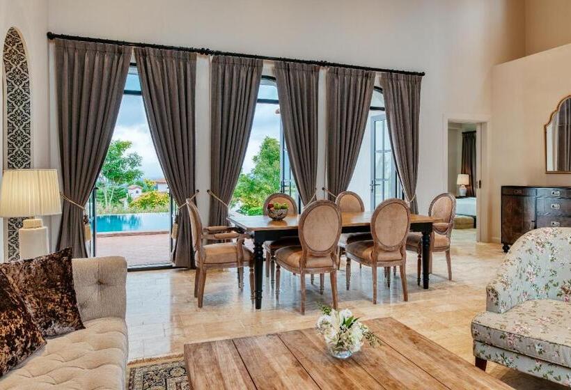 וילת 3 חדרי שינה עם בריכה, Mövenpick Resort Khao Yai