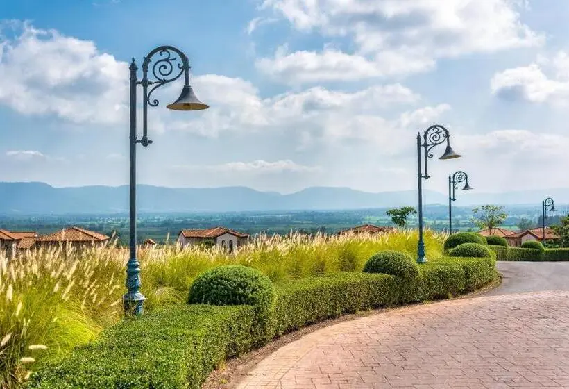 スイート, Mövenpick Resort Khao Yai
