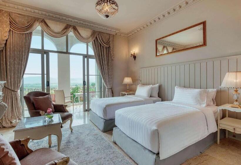 סוויטה, Mövenpick Resort Khao Yai