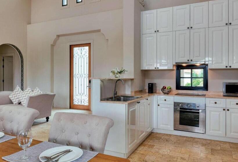 וילת 3 חדרי שינה עם בריכה, Mövenpick Resort Khao Yai