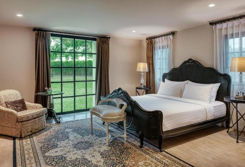 Вилла 3 Спальни, Mövenpick Resort Khao Yai