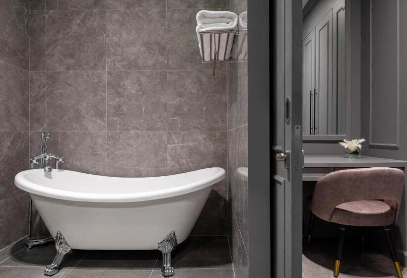 חדר פנטהאוז, Mövenpick Resort Khao Yai