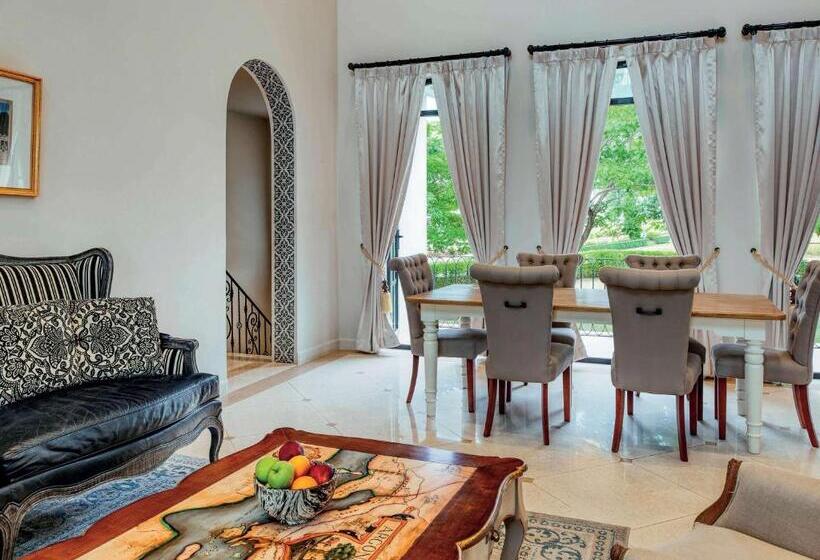 וילה עם חדר שינה אחד ובריכת שחיה, Mövenpick Resort Khao Yai