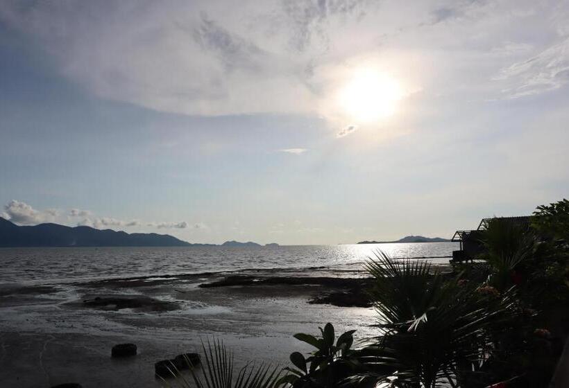 스위트, Ban Sulada Guest House