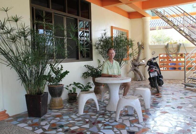 기본룸, Ban Sulada Guest House