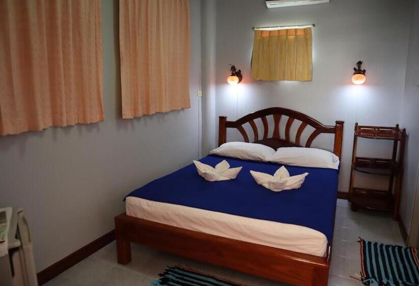 기본룸, Ban Sulada Guest House