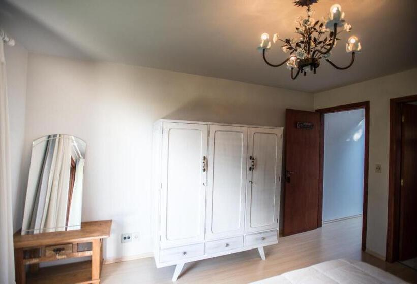 غرفة قياسية, Bosque Oriri