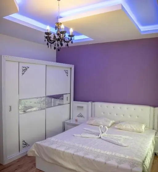デラックスルーム, Casa Robi