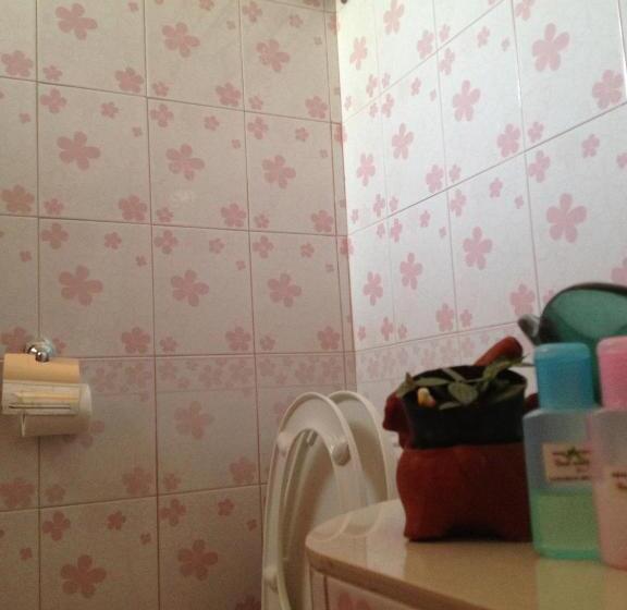 Бунгало Стандарт, Chok Wasana Guest House