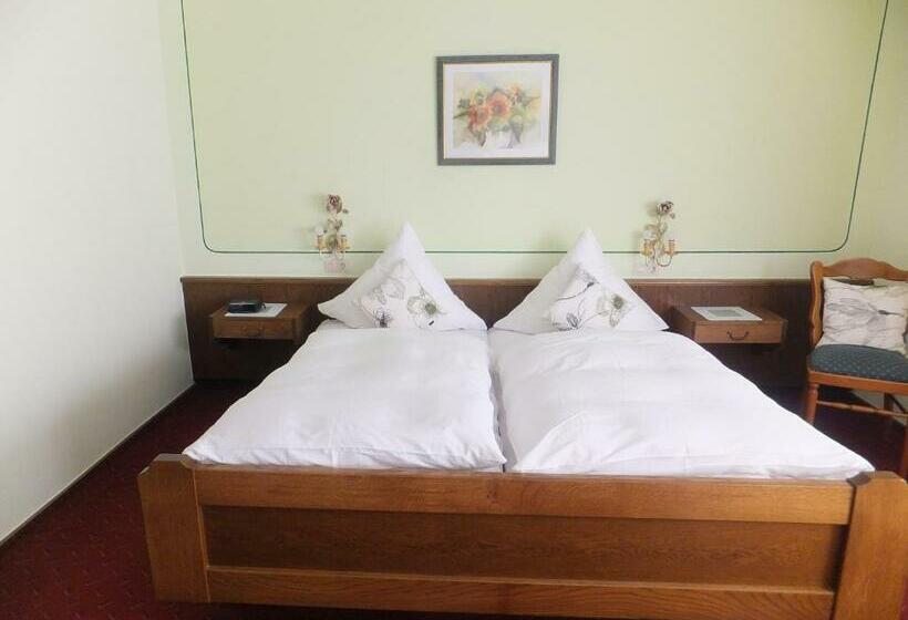 غرفة قياسية, Weinhotel Hubertus Garni