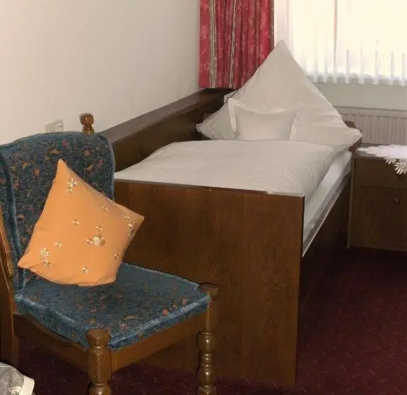 Standard Yhden Hengen Huone, Weinhotel Hubertus Garni