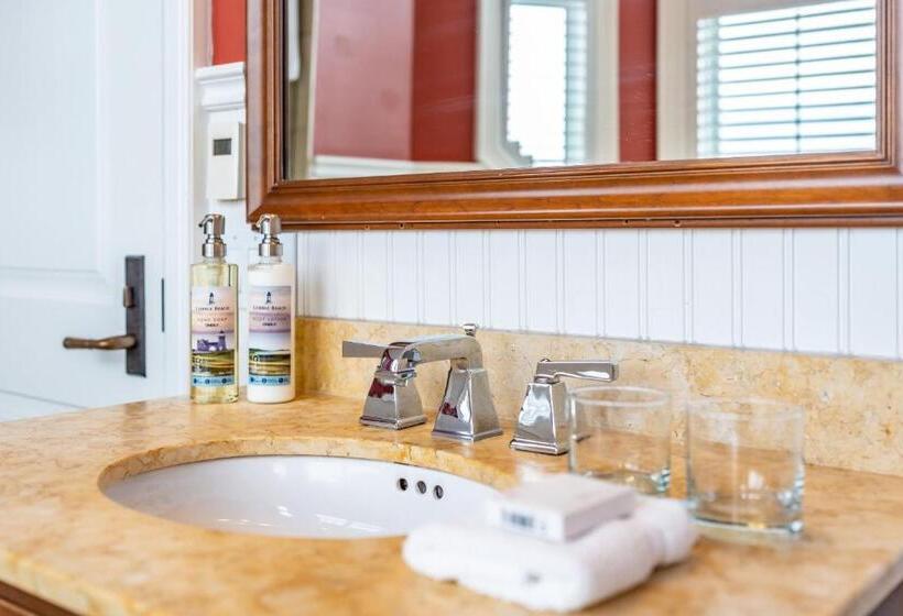 スーペリアースイート, The Inn At Cobble Beach