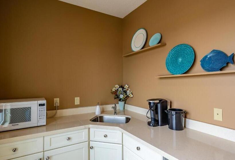 スタンダードルーム, The Inn At Cobble Beach