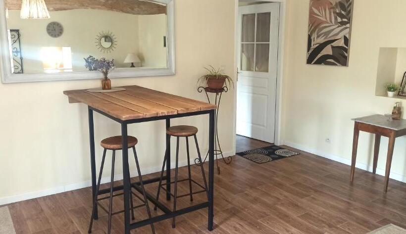 חדר משפחתי, La Maison De Charlotte   Chambres D Hôtes Futuroscope