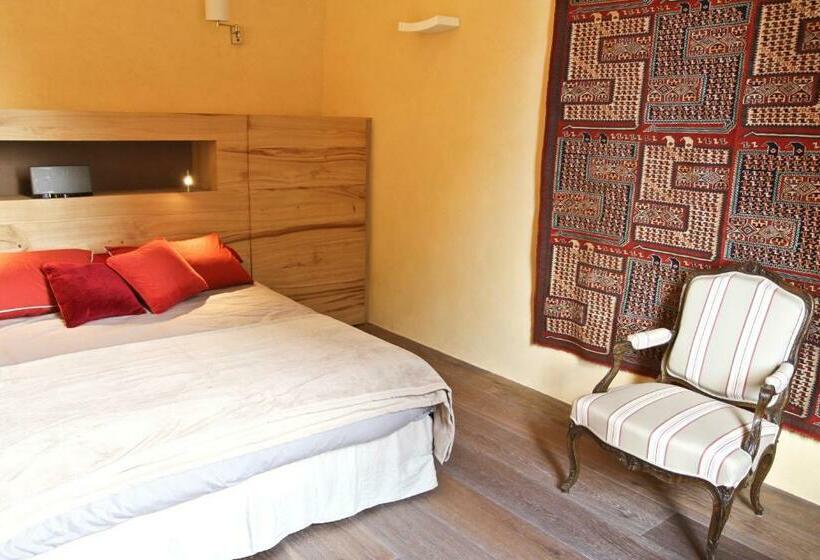 스위트, La Porterie