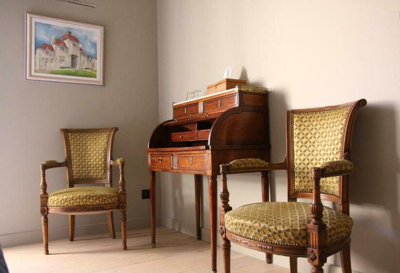 패밀리 룸, La Porterie