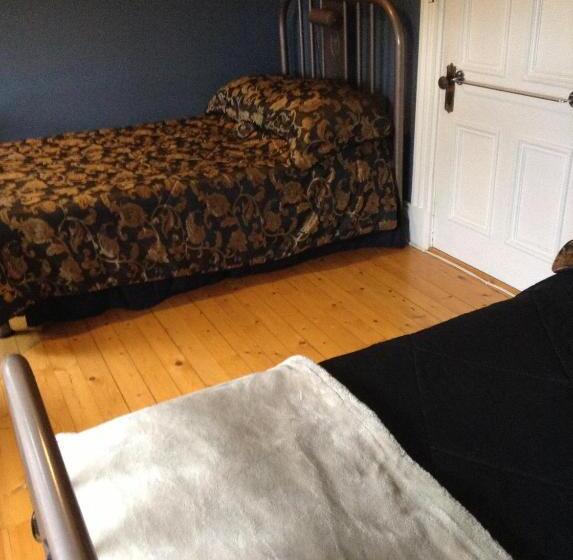 Трехместный Номер Стандарт Совместная Ванная, Le Gîte Des Soeurs