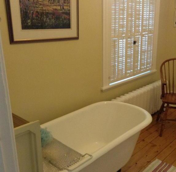 Номер Стандарт, Le Gîte Des Soeurs