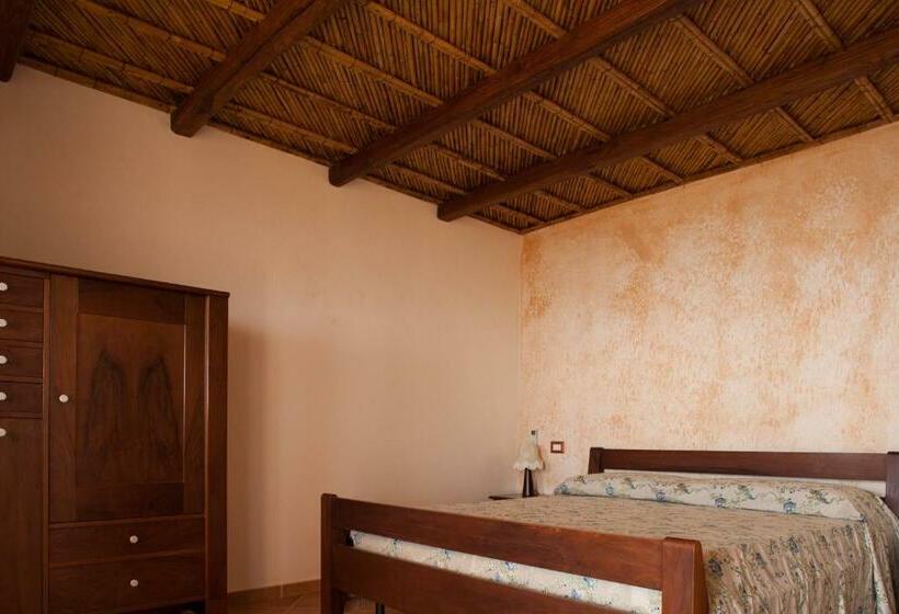 스탠다드 룸, Agunì Agriturismo E Locanda