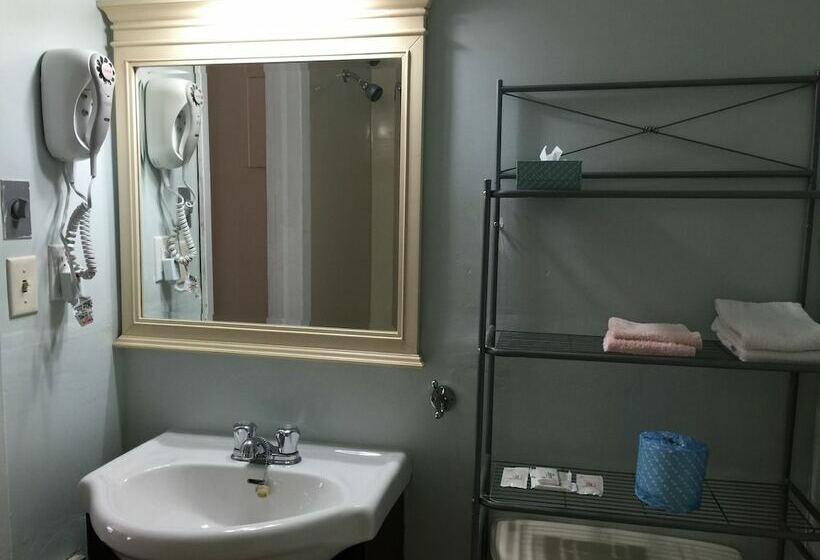 جناح عائلي, Park Place Motel & Suites