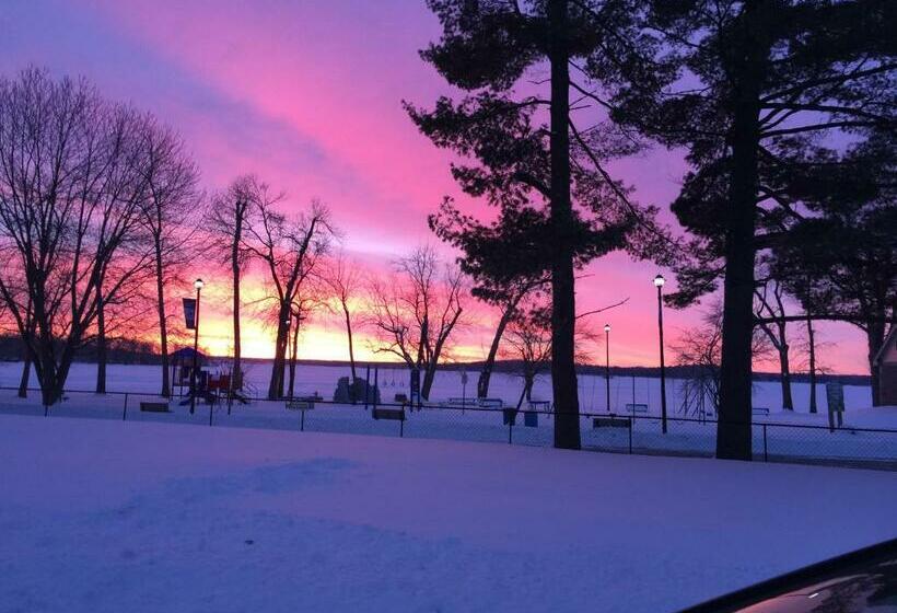 غرفه قياسيه سريرين مزدوجين, Park Place Motel & Suites